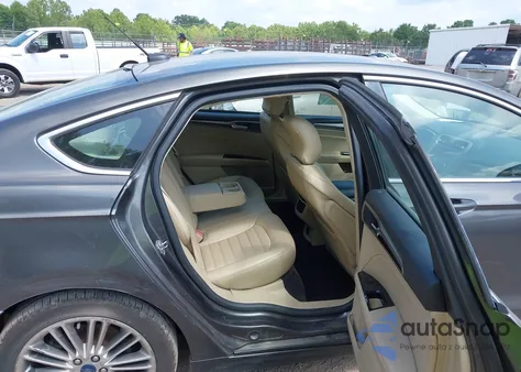 2015 Ford Fusion Se z USA, uszkodzony, nr VIN 3FA6P0T98FR235664